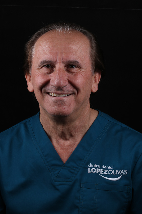 Dr. Mariano López Olivas