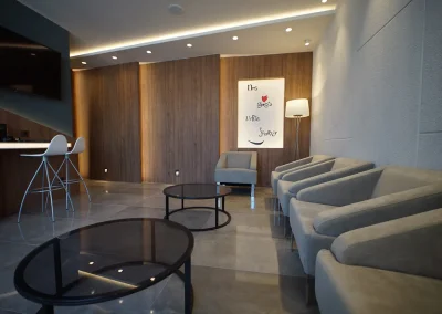 Zona de espera ClÃ­nica Dental LÃ³pez Olivas - Dentistas en Teruel